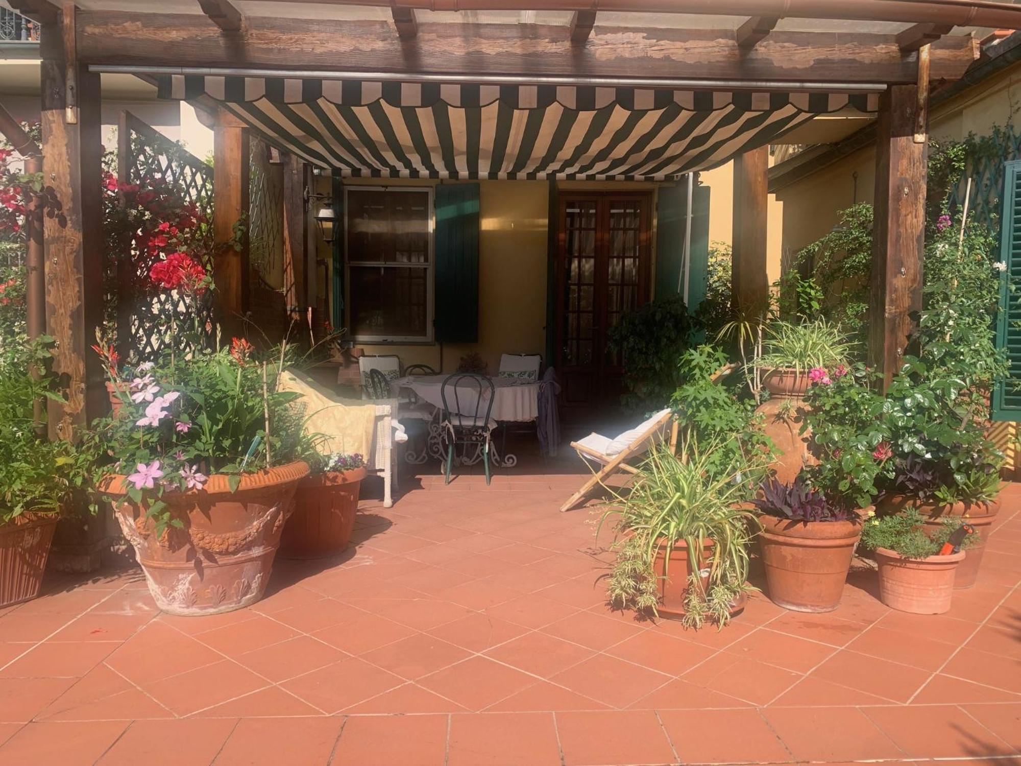 La Terrazza Da Ernestina Daire Lucca Dış mekan fotoğraf