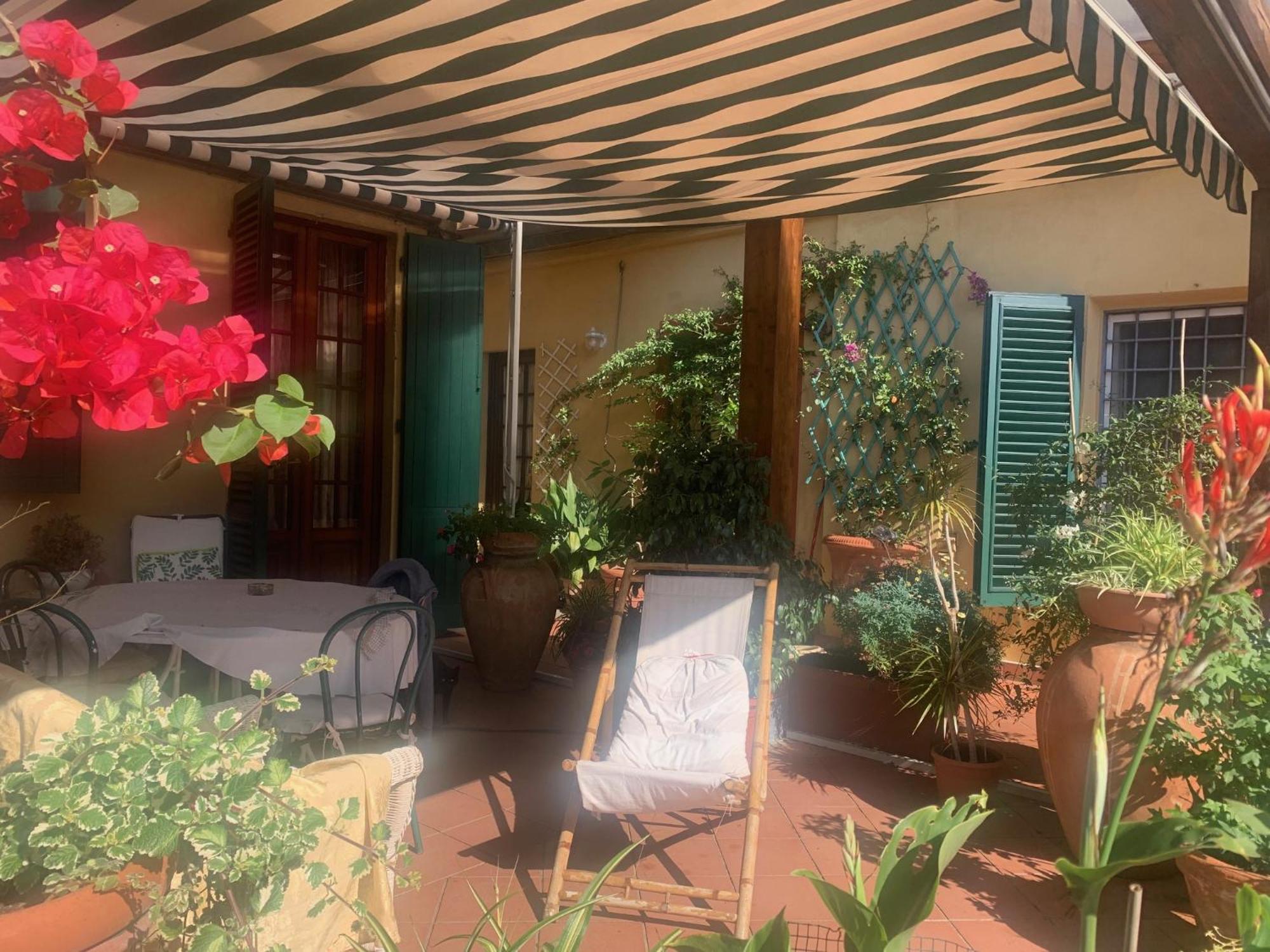 La Terrazza Da Ernestina Daire Lucca Dış mekan fotoğraf