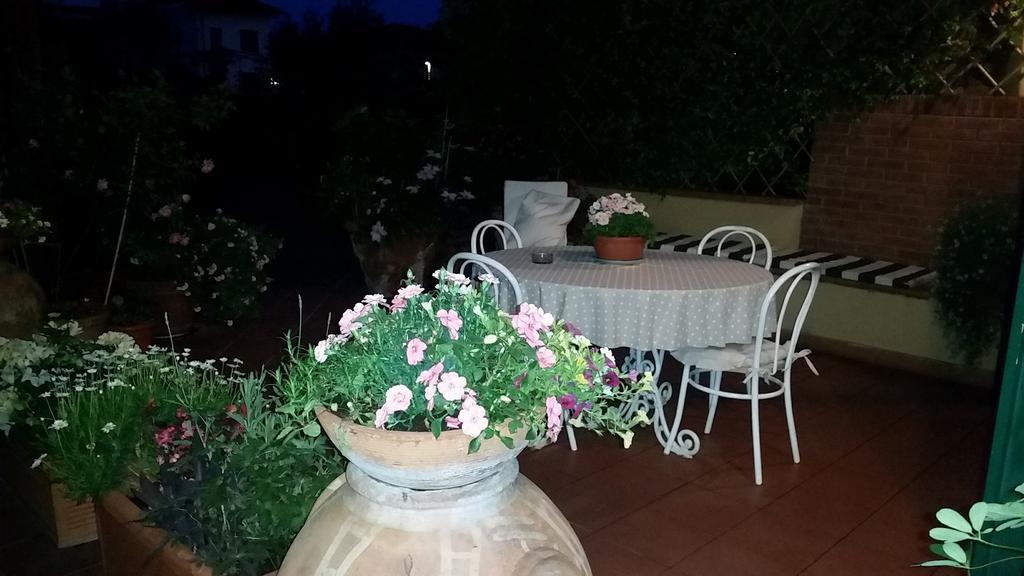 La Terrazza Da Ernestina Daire Lucca Dış mekan fotoğraf